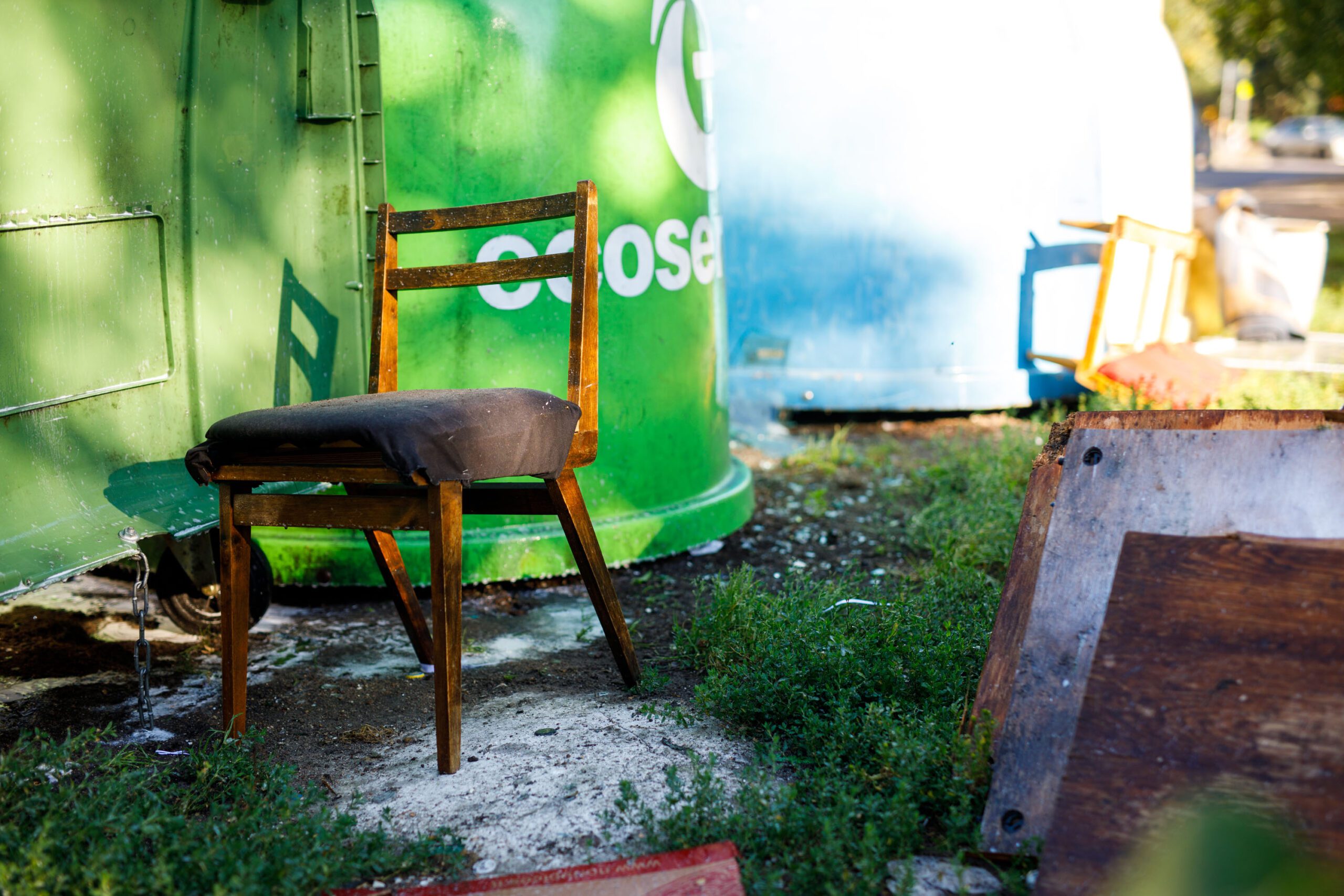 Pasitinkant rudens sezoną: kur ir kaip išmesti išaugtus vaikų baldus?